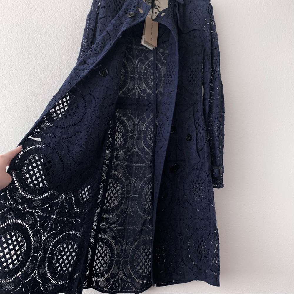 Burberry lace trench coat - Picture 10 of 16